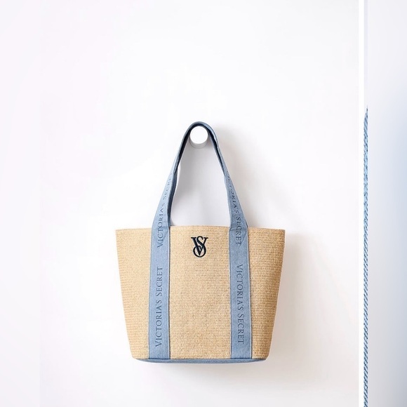 NWT Victoria’s Secret straw tote - Picture 9 of 9